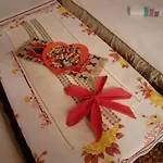 Yellow Fairy Tale Ferienhaus Visoko