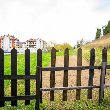 Yellow Fairy Tale Visoko