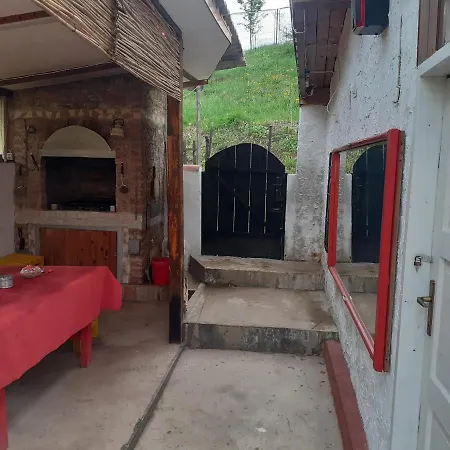 Semesterbostad Yellow Fairy Tale Visoko