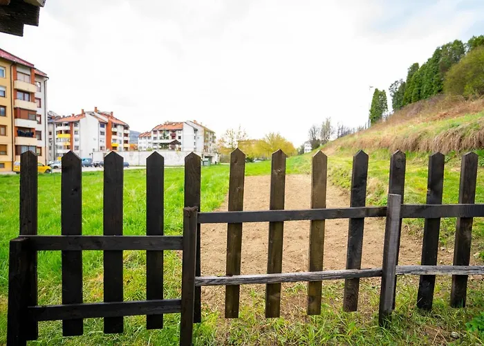 Yellow Fairy Tale Visoko