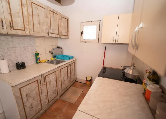 Yellow Fairy Tale Visoko