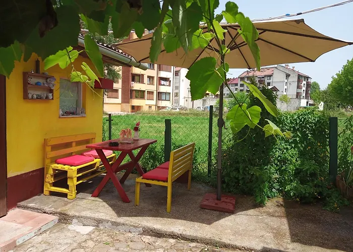 Vikendica Yellow Fairy Tale *